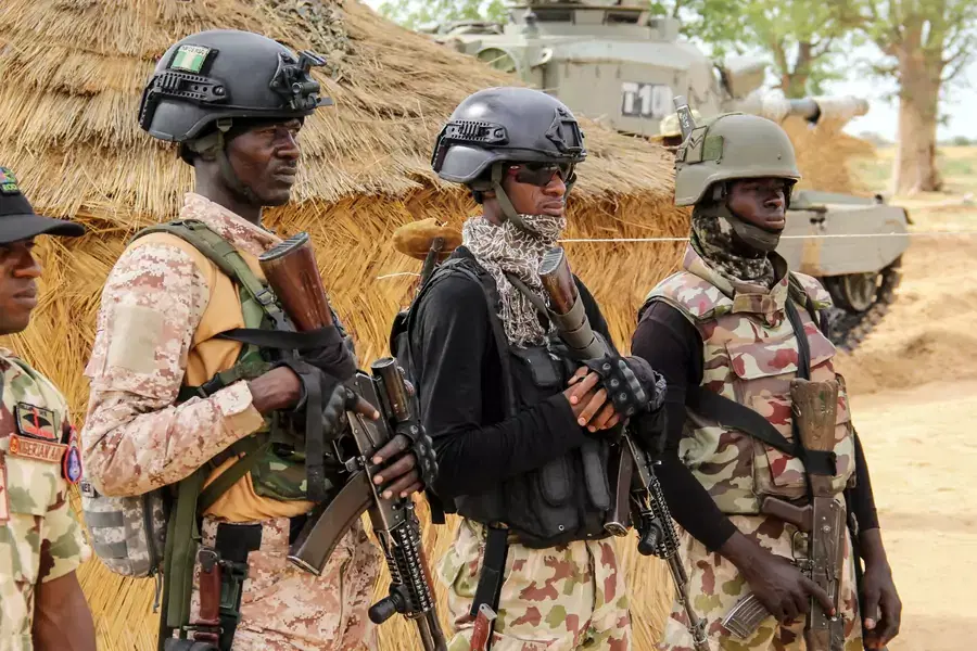 Àwọn Ọmọ Ogun Mú Ọmọ Ogun Arekereke Ní Jos