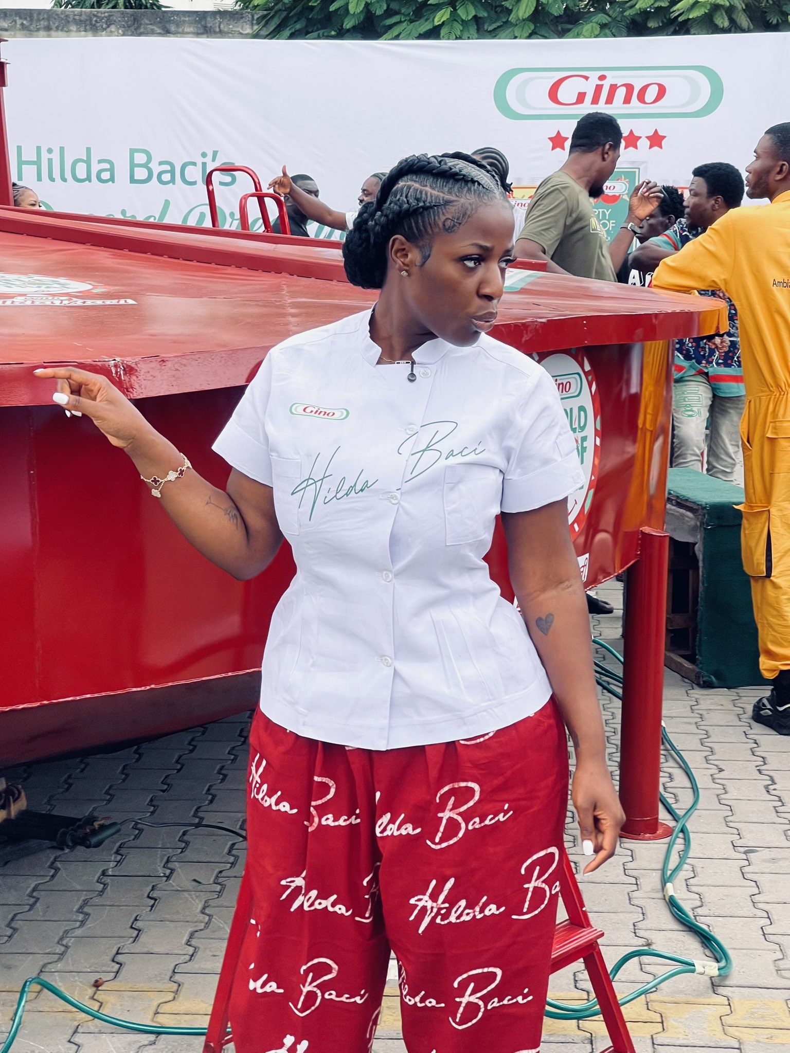 Hilda Baci, biggest pot of Jollof Rice iN Nigeria