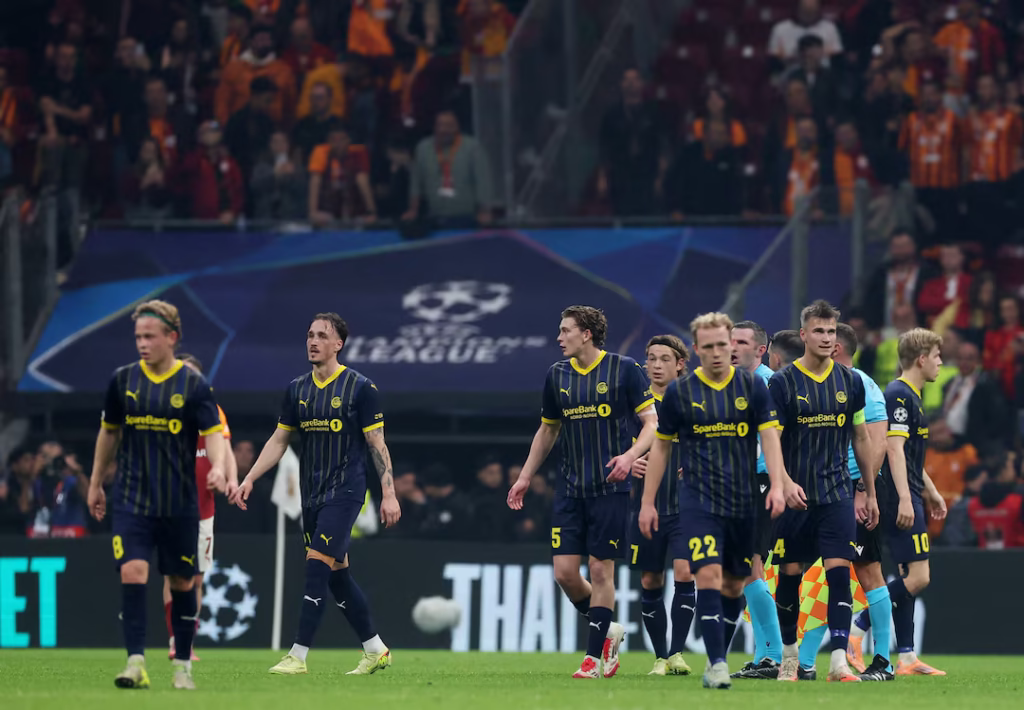 Galatasaray v Bodo/Glimt - RAMS Park, Istanbul, Turkey - October 22, 2025 Bodo/Glimt players look dejected after the match REUTERS/Umit Bektas